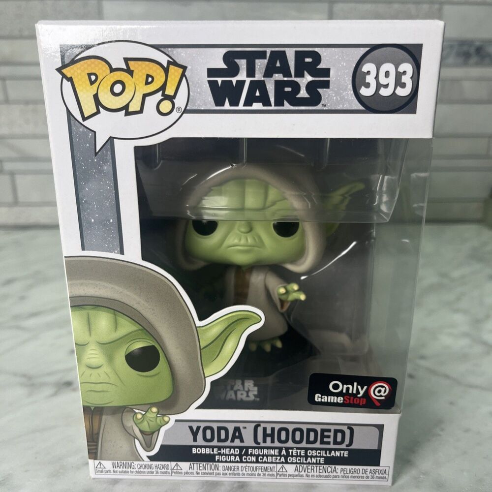 Funko Pop Yoda (Hooded) #393 Star Wars Game Stop Exclusive